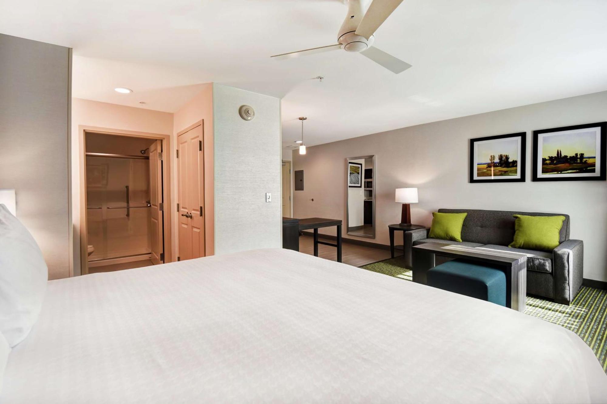 Homewood Suites By Hilton Novi Detroit Exterior photo
